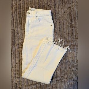 Abercrombie & Fitch Cream Frayed Hem Women Jeans